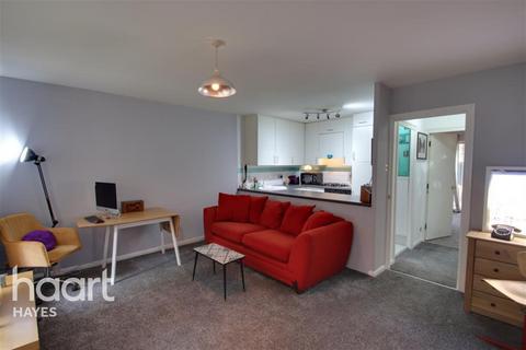 1 bedroom maisonette to rent, Ambleside walk Uxbridge UB8