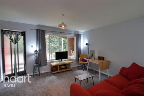 1 bedroom maisonette to rent, Ambleside walk Uxbridge UB8