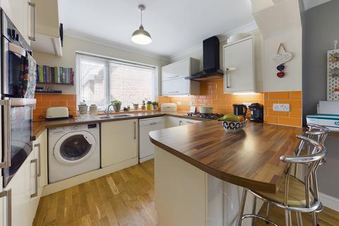 10 Mountbatten Close, Thetford, IP24 2LA