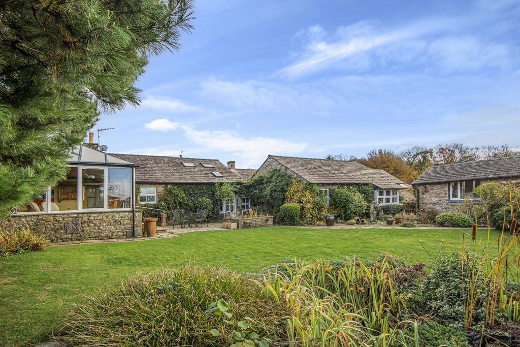 The Old Lune Barn, Melling, Carnforth, Lancashire, LA6 2RA 3 bed