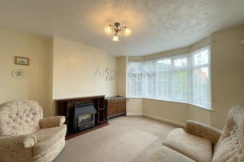 53 Beccles Road, Lowestoft, NR33 8QT