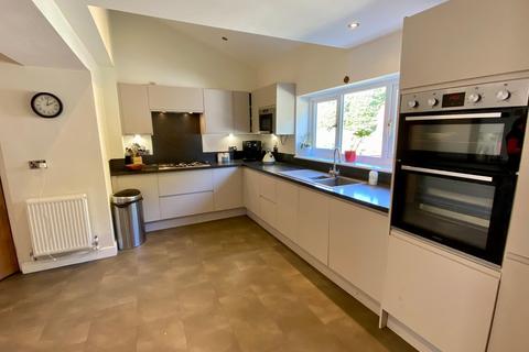 2 Northgates, Wetherby, LS22 6NX