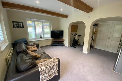 5 Forest Close, Ascot, SL5 8DW