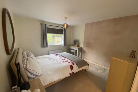 5 Forest Close, Ascot, SL5 8DW