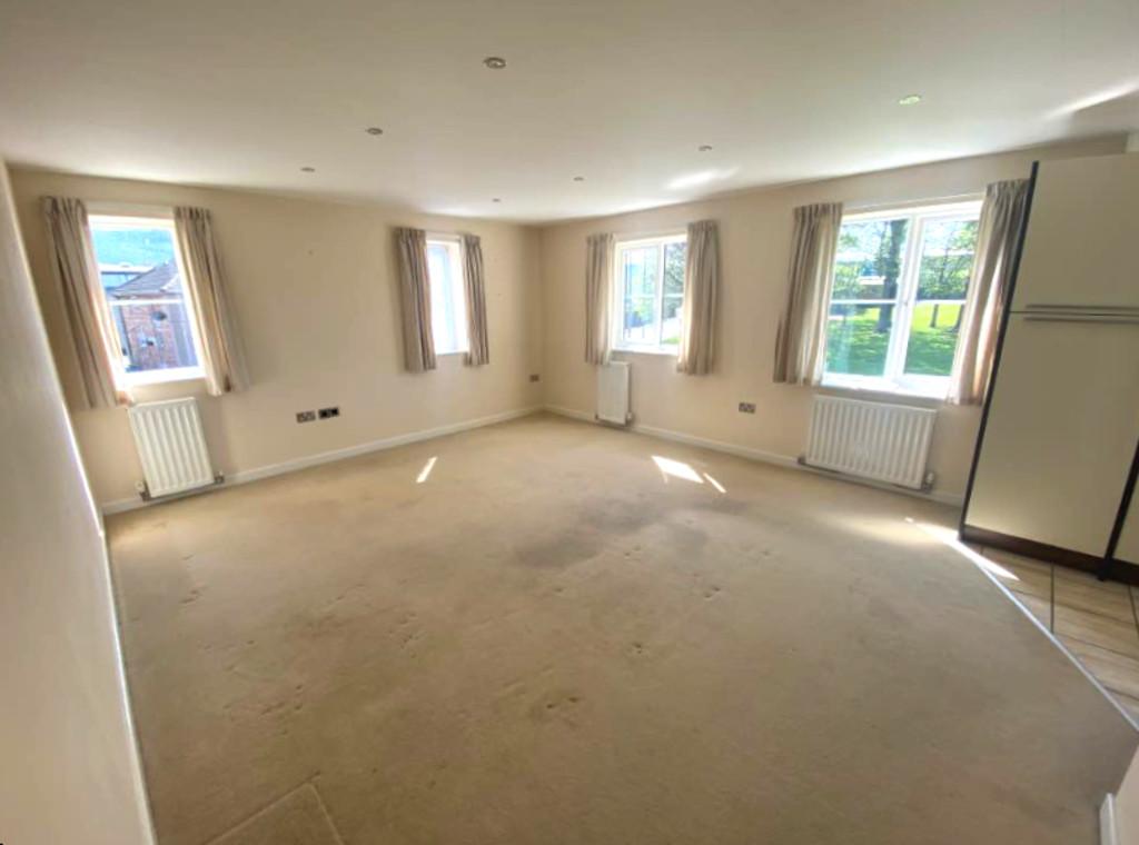 Chaloner Hall Apartments 2 bed flat £695 pcm (£160 pw)