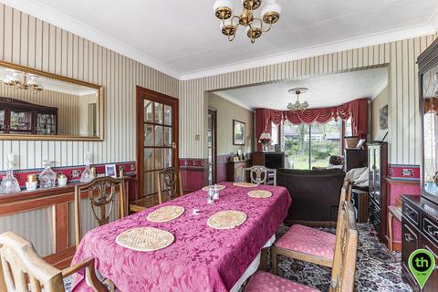 17 Parsons Crescent, Edgware, HA8 8QG