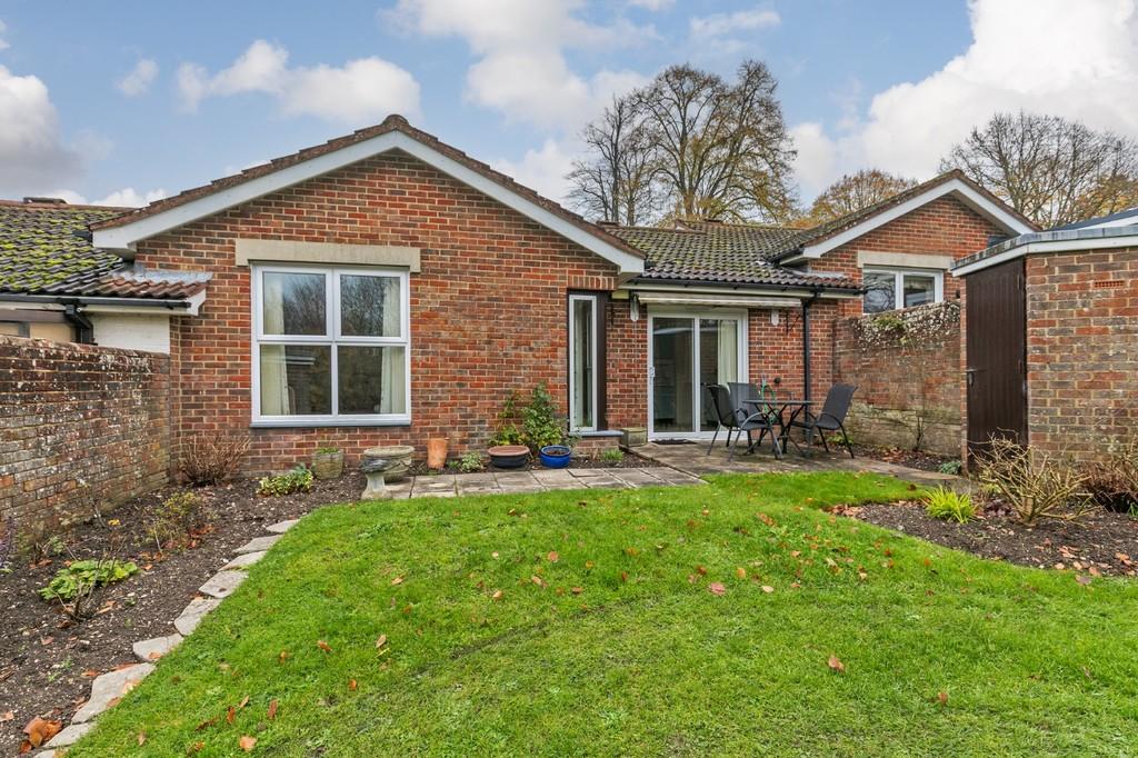 Headbourne Worthy House, Headbourne Worthy, SO23 2 bed terraced