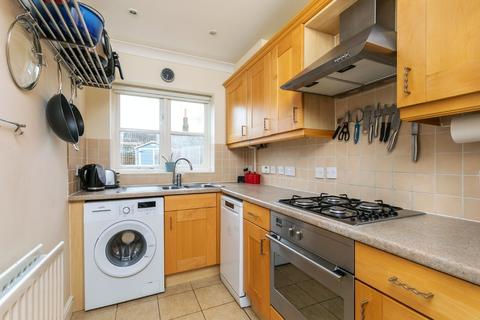 15 Fryers Close, Kings Worthy, Winchester, SO23 7LP