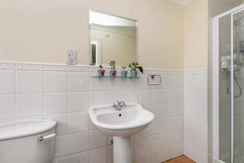 15 Fryers Close, Kings Worthy, Winchester, SO23 7LP