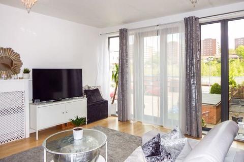 29, Fairway Court Fletcher Road, Gateshead, NE8 2AY