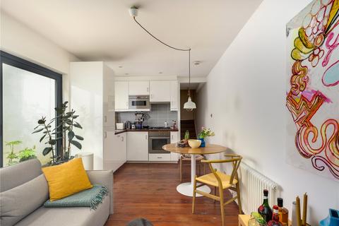 Flat A, 45 Chatsworth Road, London, E5 0LH