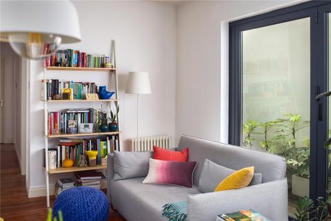 Flat A, 45 Chatsworth Road, London, E5 0LH