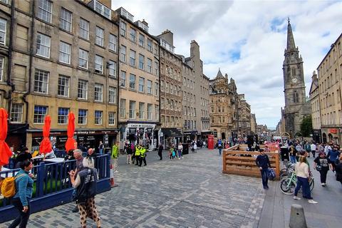 undefined, High Street, Edinburgh, EH1