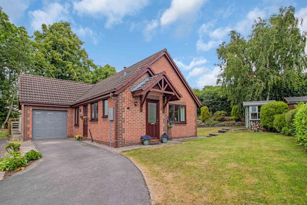 Stevenson Road, Doveridge DE6 5NX 3 bed detached bungalow for sale £367,500