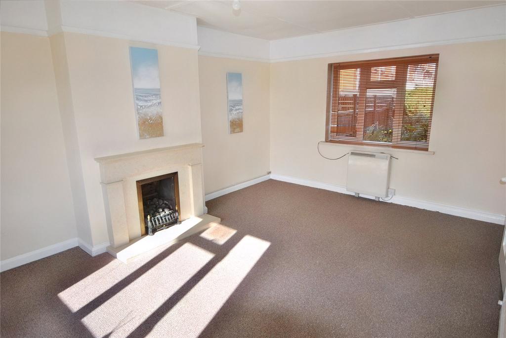 Bowden Road, Somerset, BA8 3 bed semidetached house £