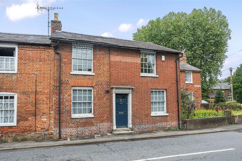 3 bedroom end of terrace house for sale, Palmerston Street, Romsey, Hampshire