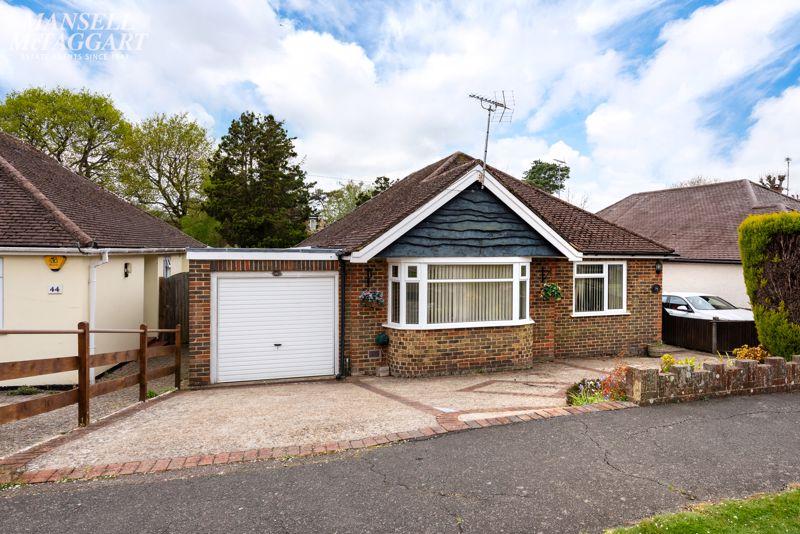 Adastra Avenue, Hassocks 3 bed detached bungalow £600,000