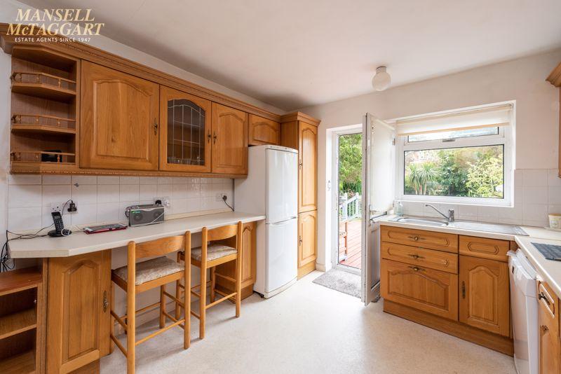 Adastra Avenue, Hassocks 3 bed detached bungalow £600,000