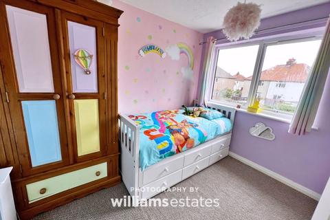 15 Ceg Y Ffordd, Prestatyn, LL19 7YD