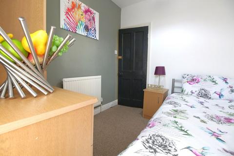 1 bedroom in a house share to rent, LN2 5LU