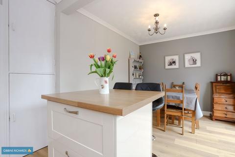 21 Blackdown Road, Taunton, TA2 8EY