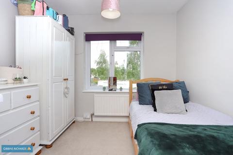 21 Blackdown Road, Taunton, TA2 8EY