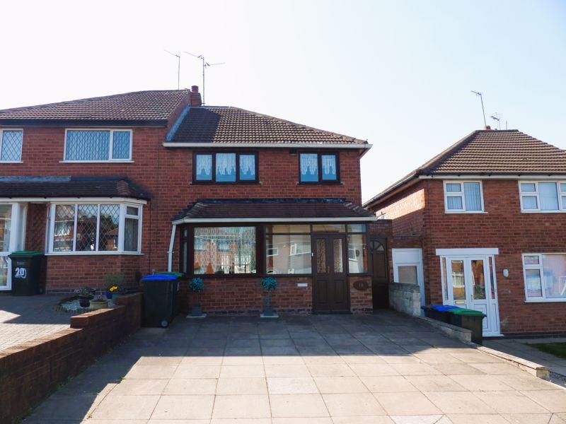 Shenstone Road, Great Barr... 3 bed semidetached house £225,000