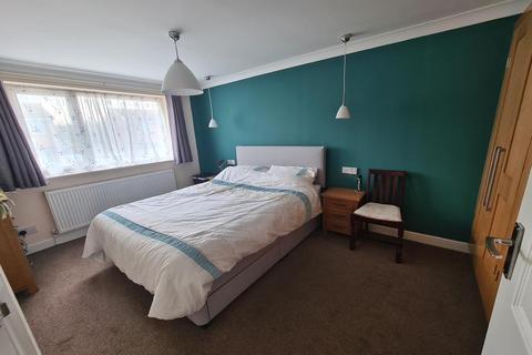 139 Park View, Crewkerne, TA18 8JG