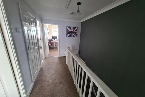 139 Park View, Crewkerne, TA18 8JG