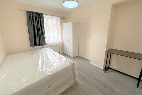 undefined, Abbots Road, Edgware, HA8