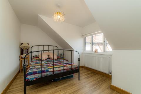 20 Highfield Close, Rough Common, Canterbury, CT2 9DX