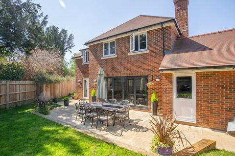 5 The Cedars, Bridge, Canterbury, CT4 5DS