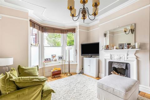 4 bedroom terraced house to rent, Sutherland Gardens, East Sheen, SW14