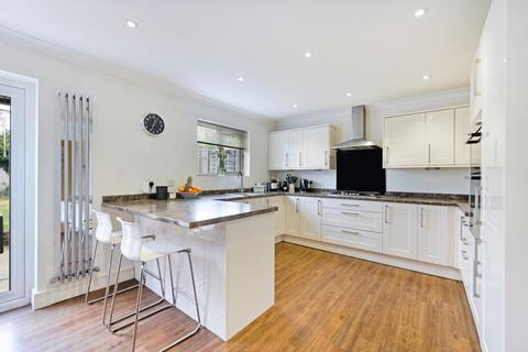 46 Osier Way, Banstead, SM7 1LL