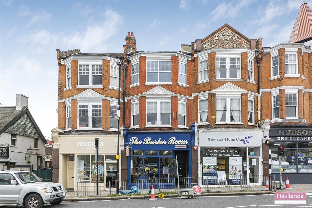 Station Road, Winchmore Hill, N21 3 bed flat £1,950 pcm (£450 pw)