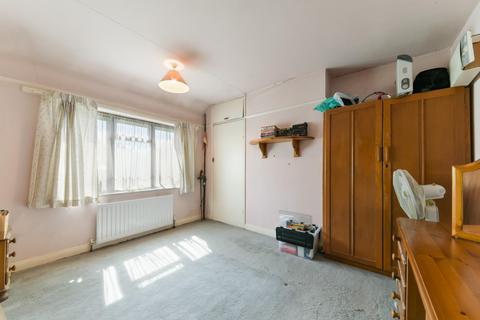 70 Worcester Park Road, Worcester Park, KT4 7QD
