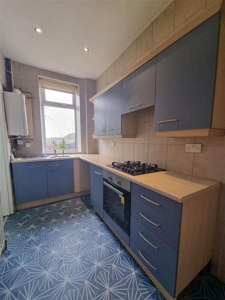 Britannia Road, Morley, Leeds 2 bed terraced house £695 pcm (£160 pw)