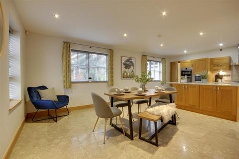 2, West End Cottages Barnards Drive, South Cave, Brough, HU15 2HL