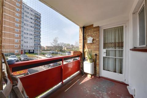 3 bedroom apartment for sale - Norfolk Close, East Finchley, N2