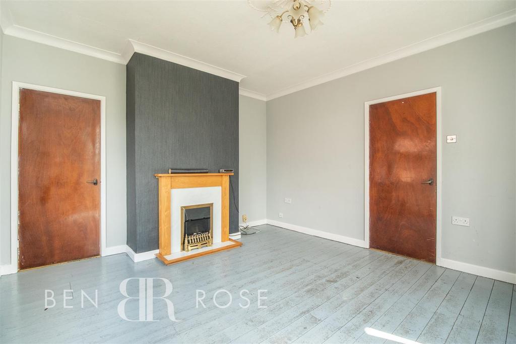 Lancaster Lane, Leyland 2 bed detached bungalow £230,000