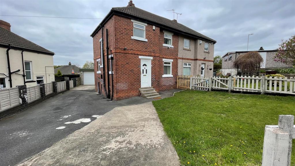 Ashbourne Road, Bradford 2 bed semidetached house £115,000