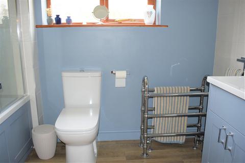 6 Applefields, Wrawby, Brigg, DN20 8GB