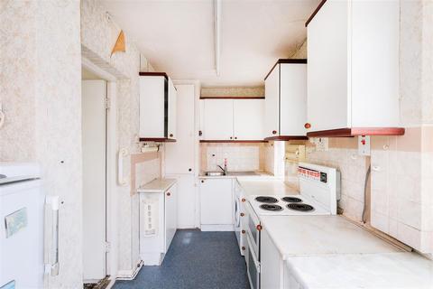 10 Cascade Road, Buckhurst Hill, IG9 6DX