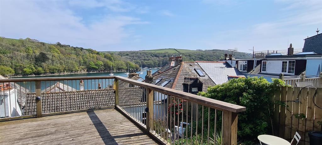 Decking area and view.jpg