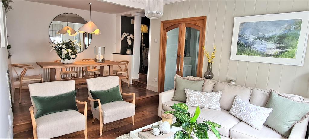 Sitting room.jpg