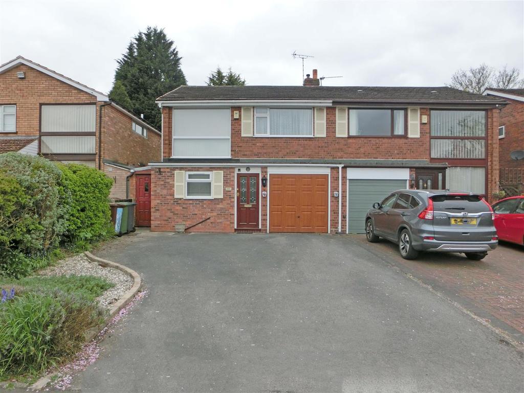 Haslucks Green Road, Majors Green... 3 bed semidetached house £315,000