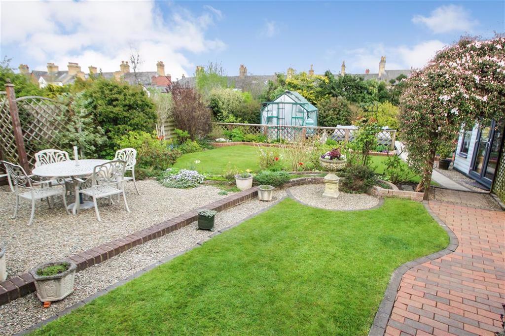 Rear Gardens