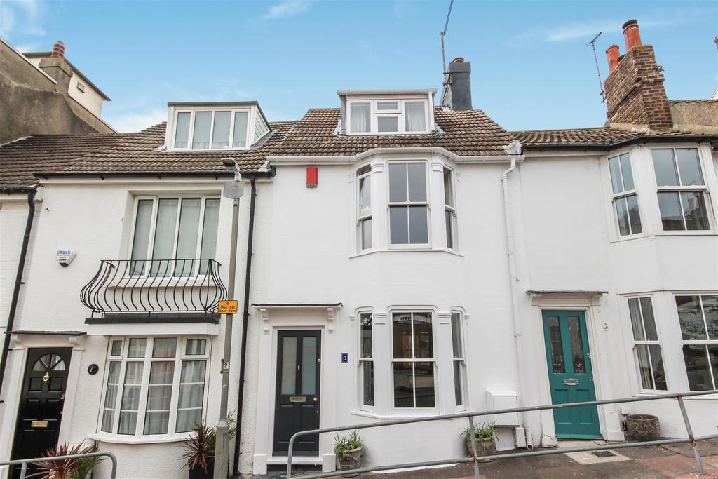 Crown Street, Brighton 3 bed house £2,250 pcm (£519 pw)