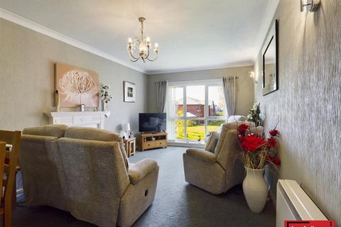 1 bedroom flat for sale - The Fountains, Green Lane, Ormskirk