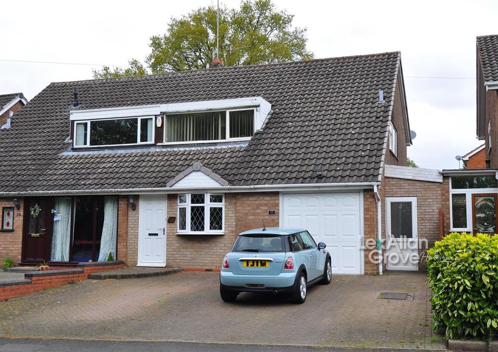 Blakedown Road, Halesowen 3 bed semidetached house £285,000